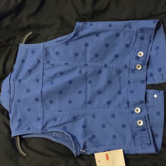 Levis Women's vest blue with dark blue polka dots, size small. - Picture 4 of 9